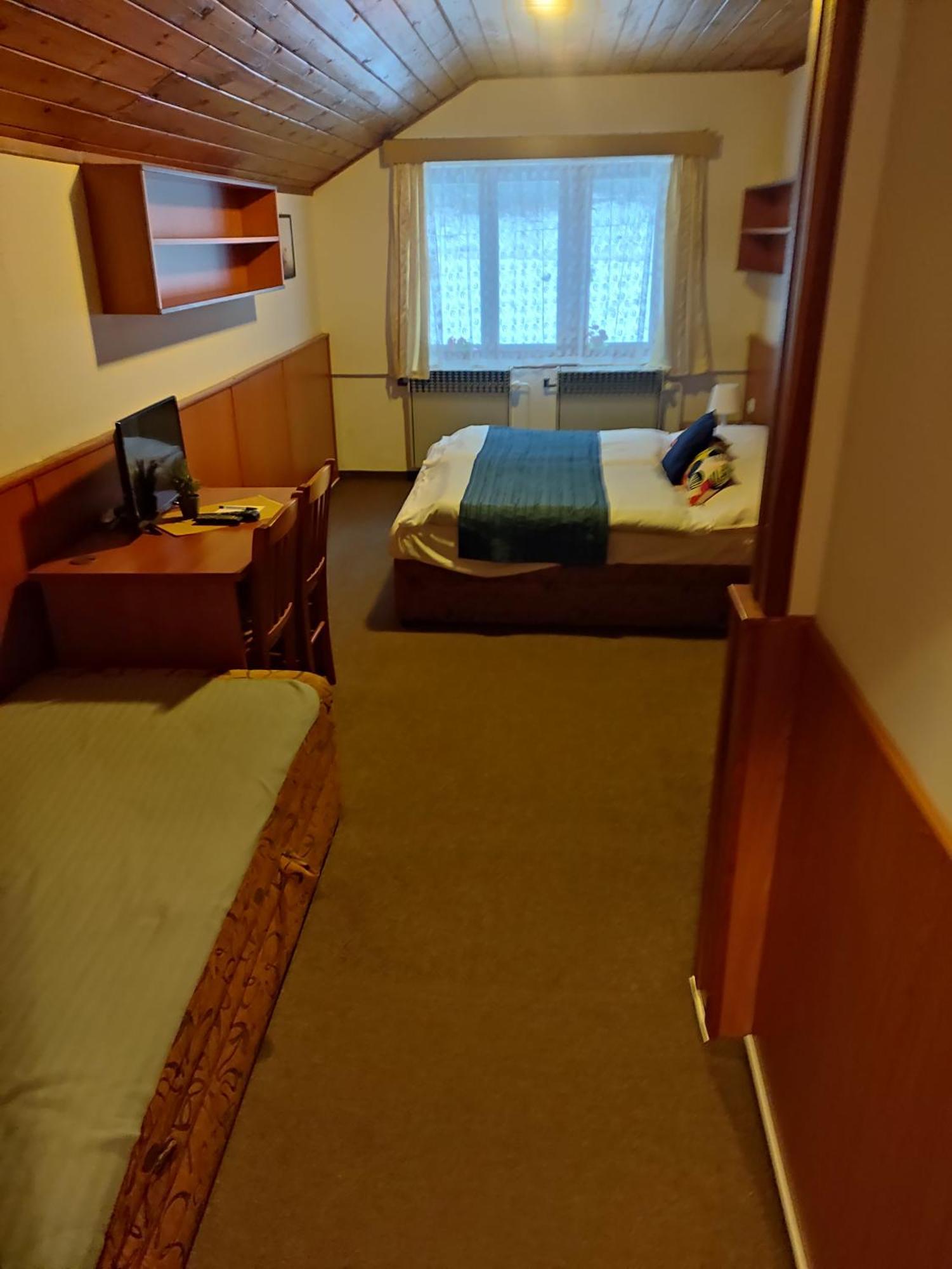 Hotel Maredis Rero Kořenov Exterior foto